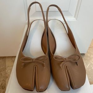 Maison Margiela Slingback Tabi Ballerina heels in nude 39